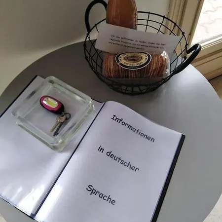 La Petite Maison Du Bonheur *